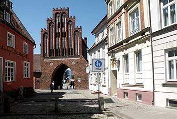 Pension Am Wassertor Wismar Exterior photo